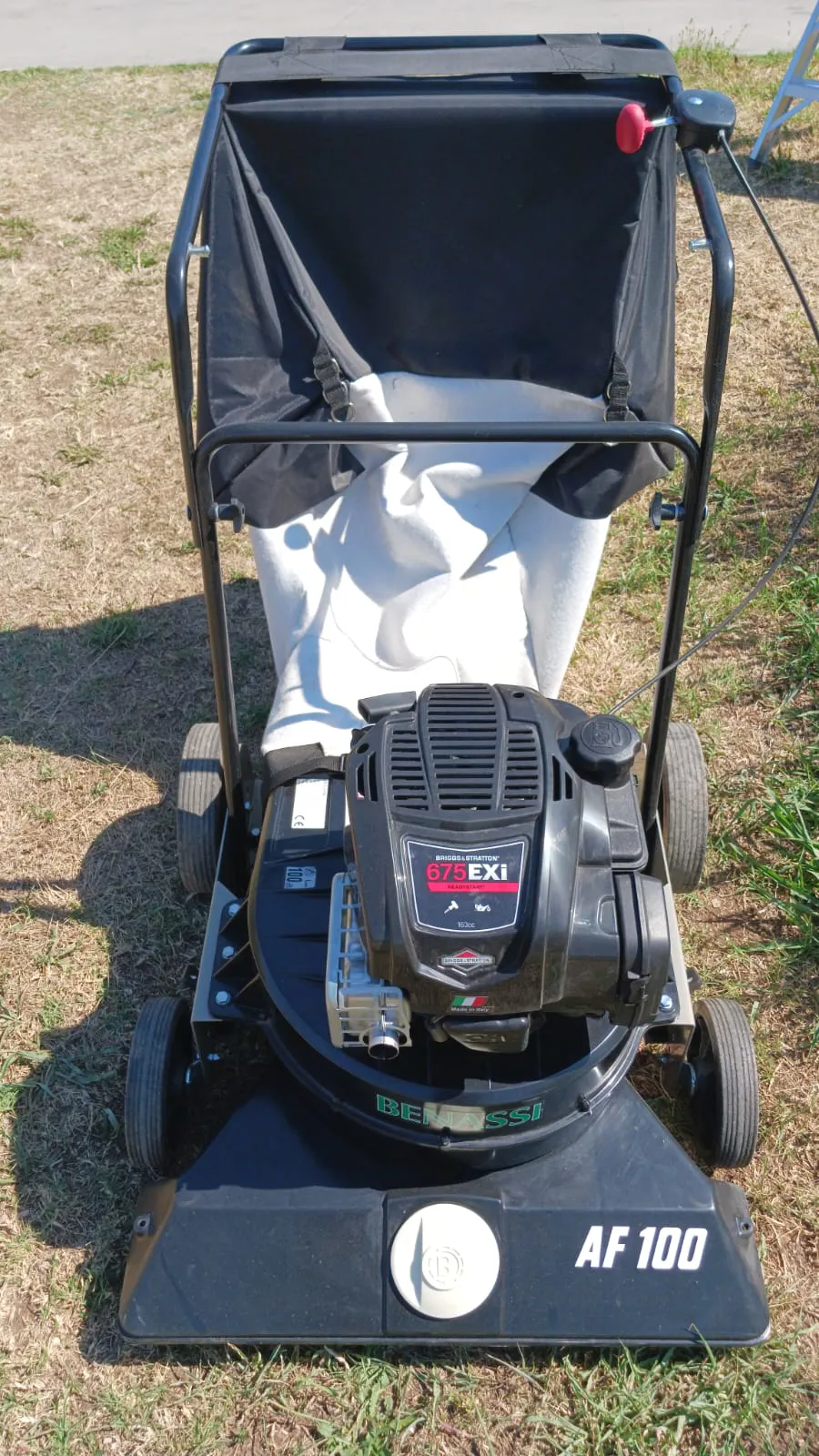 Benassi AF 100 - Aspirafoglie USATO con ruote a spinta - B&S 675 EXi